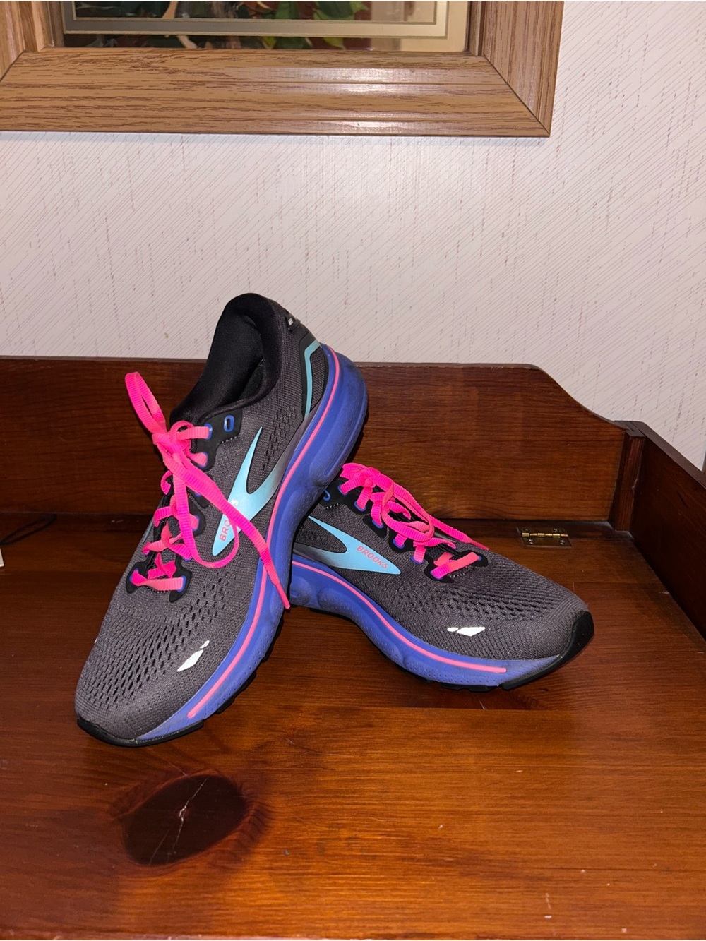 Brooks Ghost 15 Lace Up Sneaker Shoes
